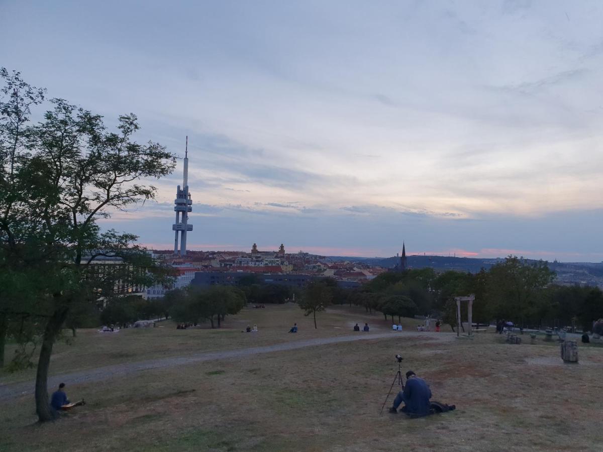 Enjoy In Garden Apartment Prague Ngoại thất bức ảnh