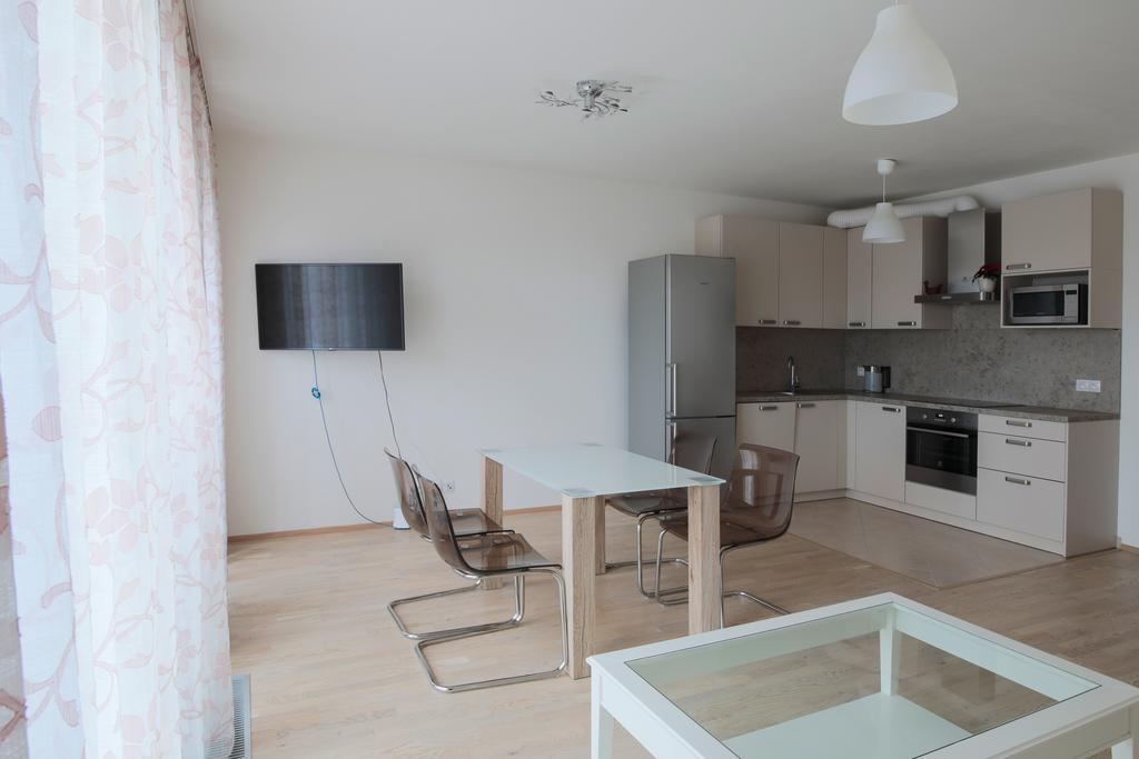 Enjoy In Garden Apartment Prague Ngoại thất bức ảnh