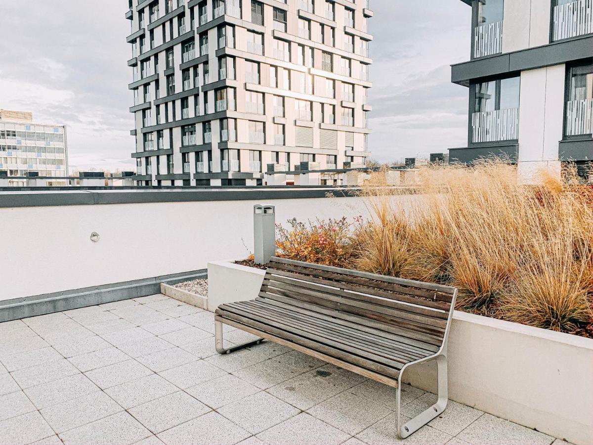 Enjoy In Garden Apartment Prague Ngoại thất bức ảnh
